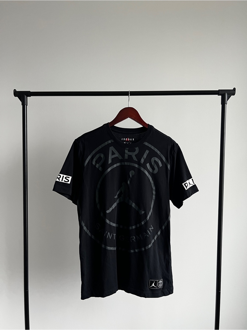 Jordan x Paris Saint-Germain Logo Tee Authentic